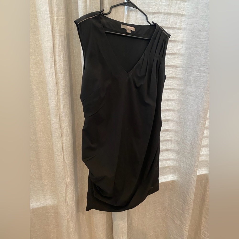 Black forever21 sleeveless minidress with zipper lightly padded shoulders. M